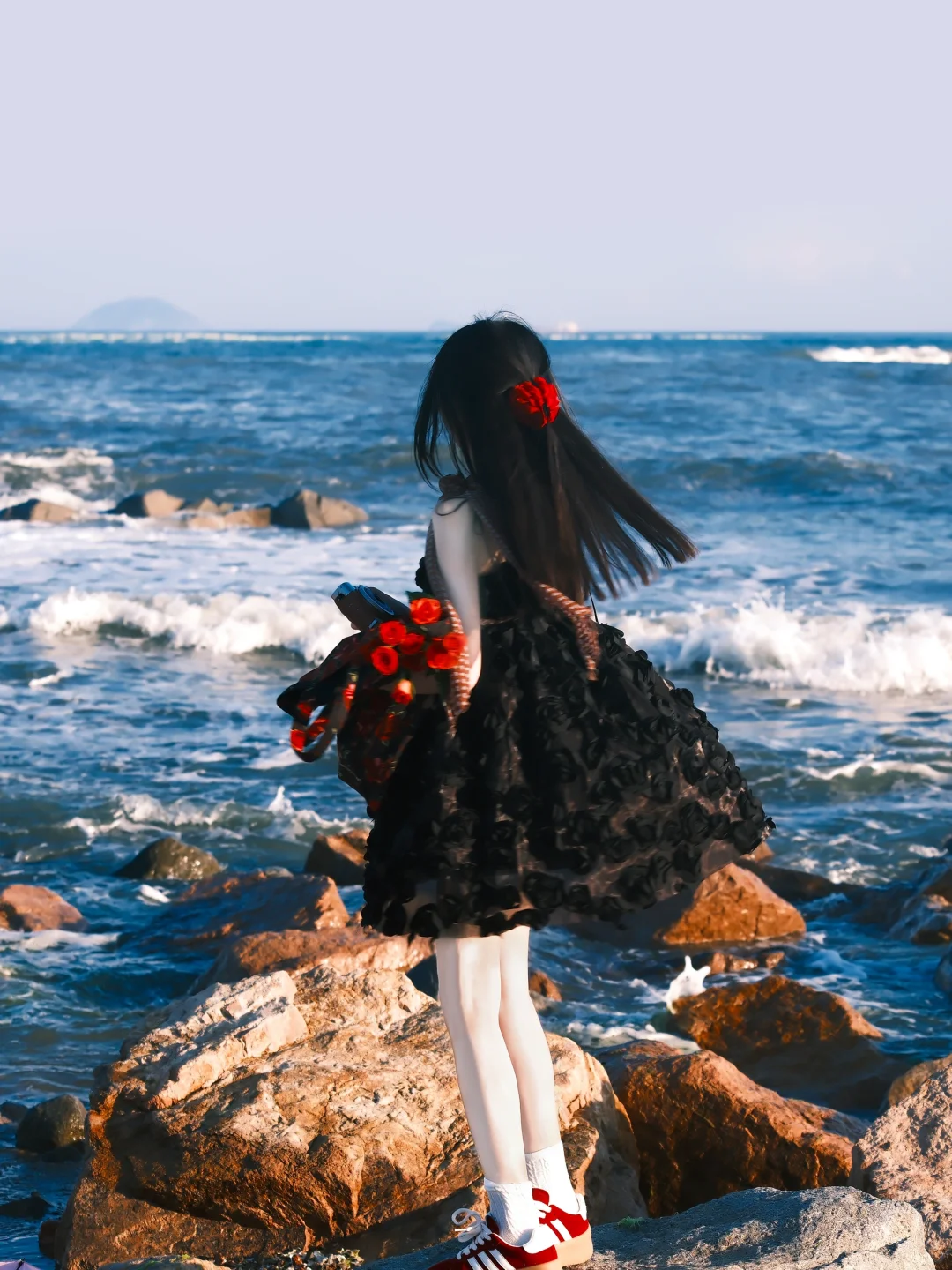 海边拍照 ｜旅行中的蓝调时刻?️不露脸氛围