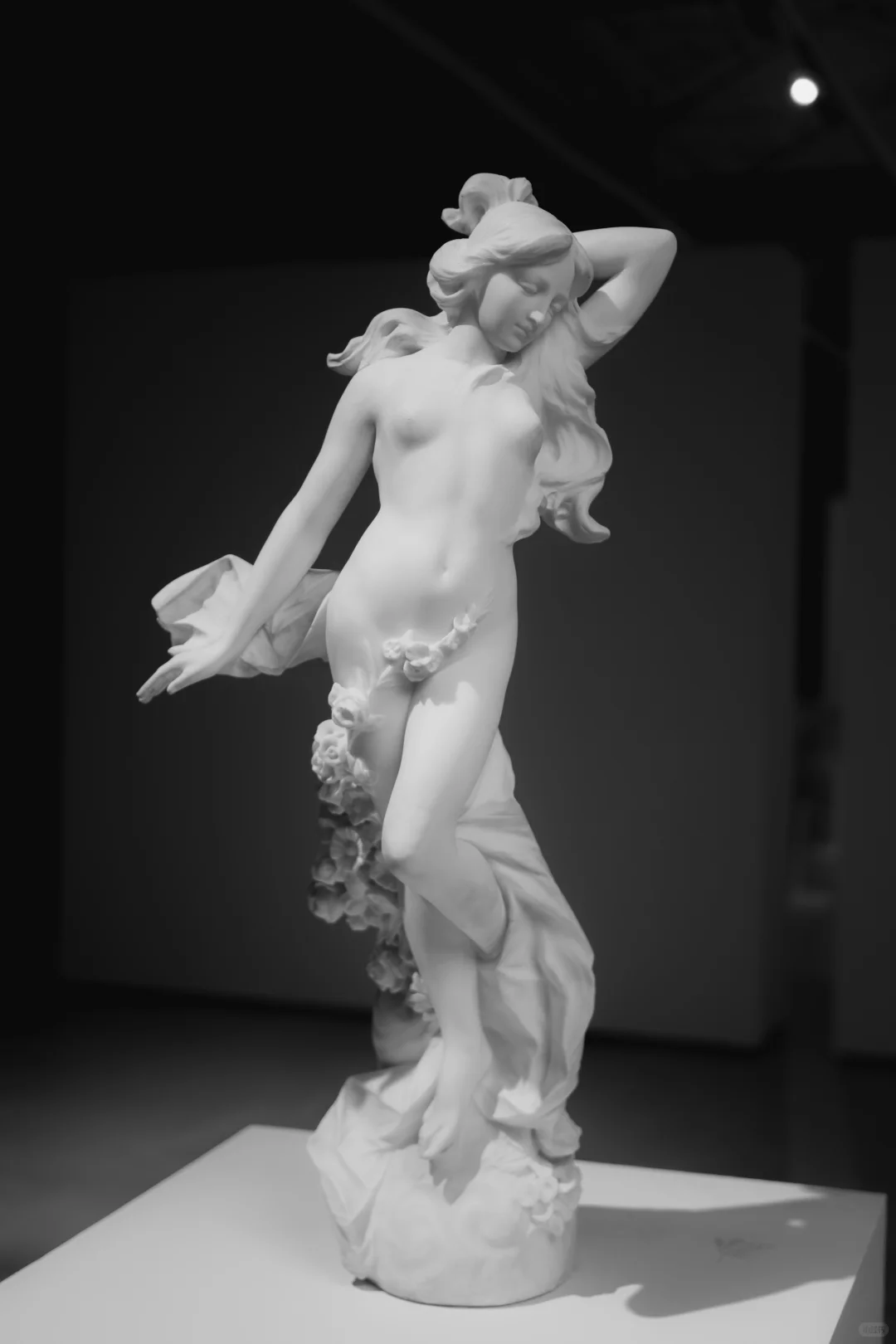 杭州免费雕塑展：神性至人性
