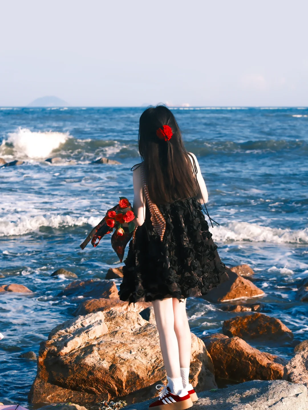 海边拍照 ｜旅行中的蓝调时刻?️不露脸氛围