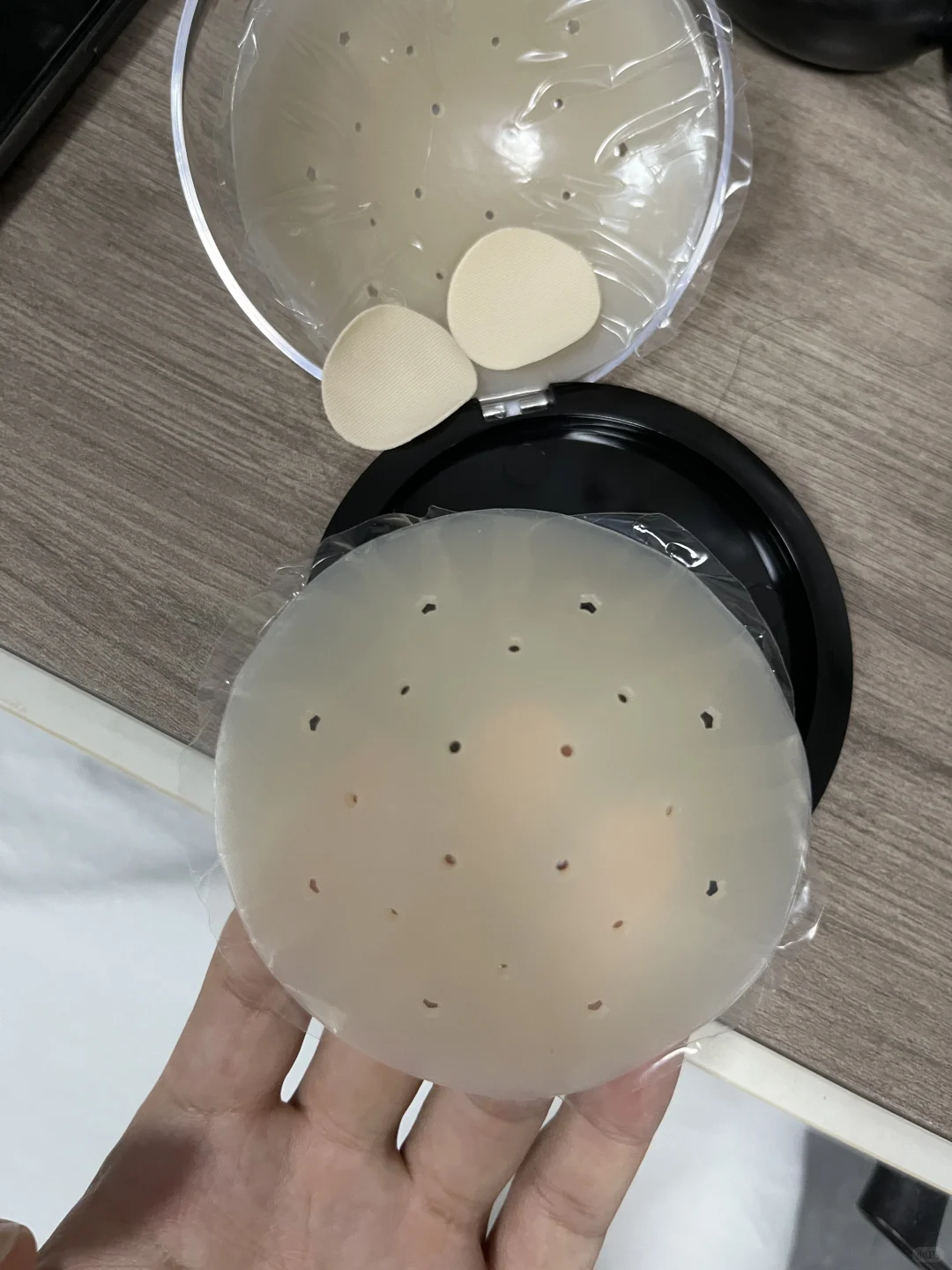 最近流行no bra，我也来试试，真的很自由?