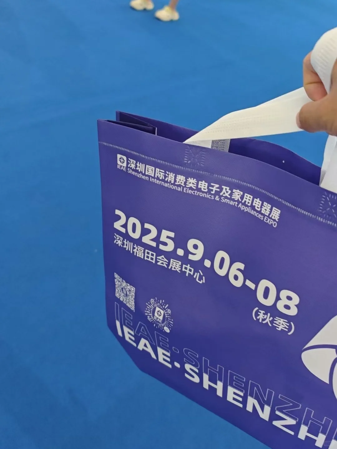 来电子展会都热闹，打算低价扫一波