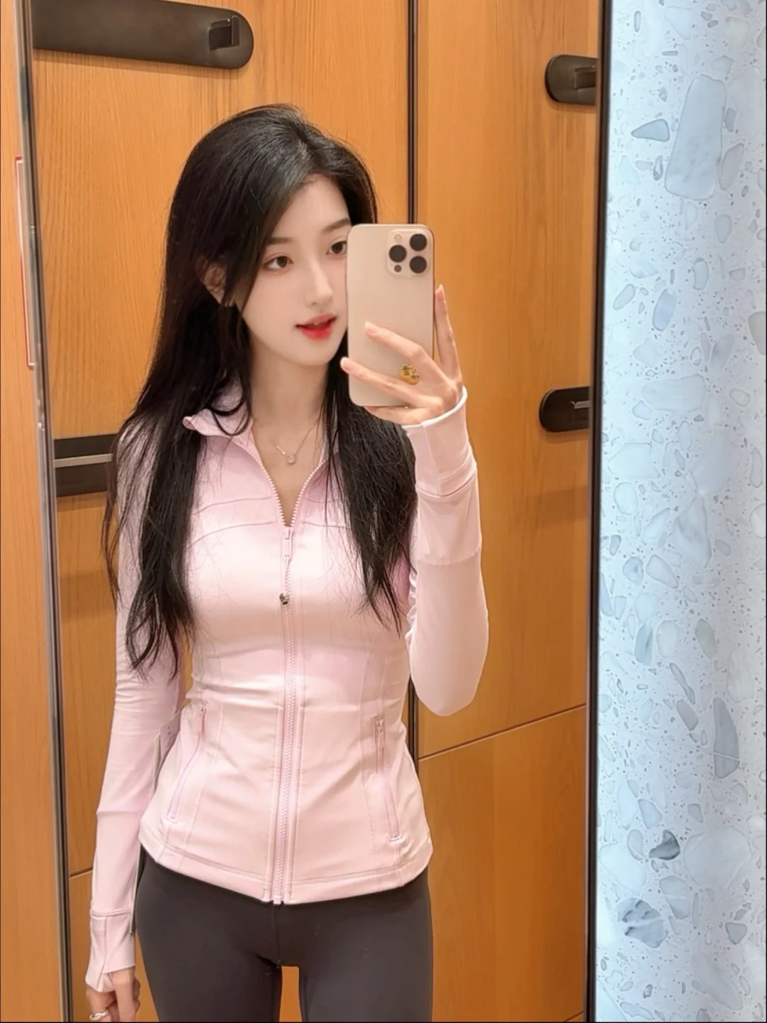 lululemon 新款喜悦粉define！显白！！