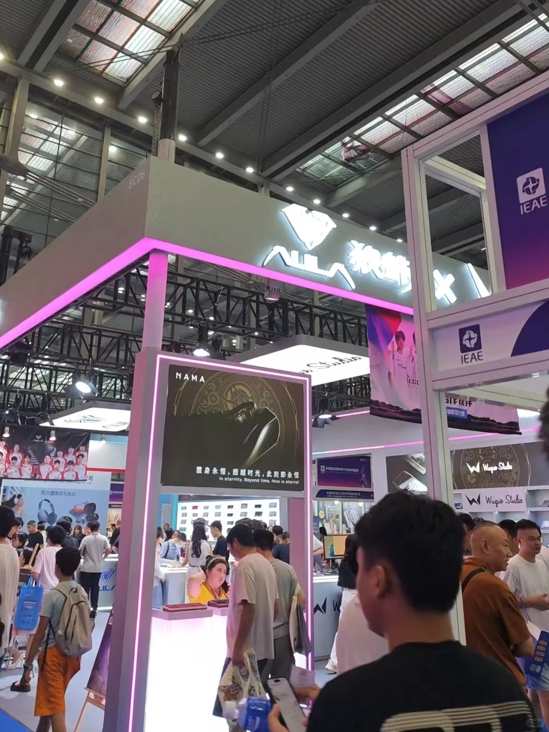 来电子展会都热闹，打算低价扫一波