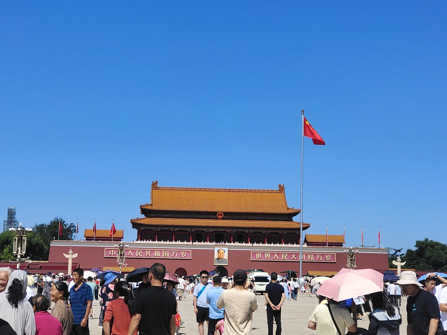 今天得天安门广场格外美！！！