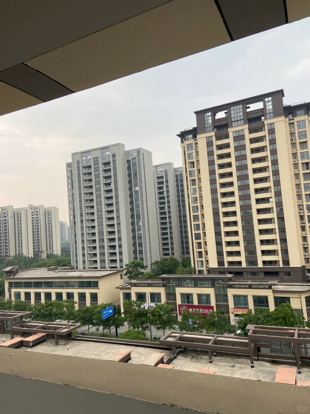 谁说现在招商难，实体经济不好的？