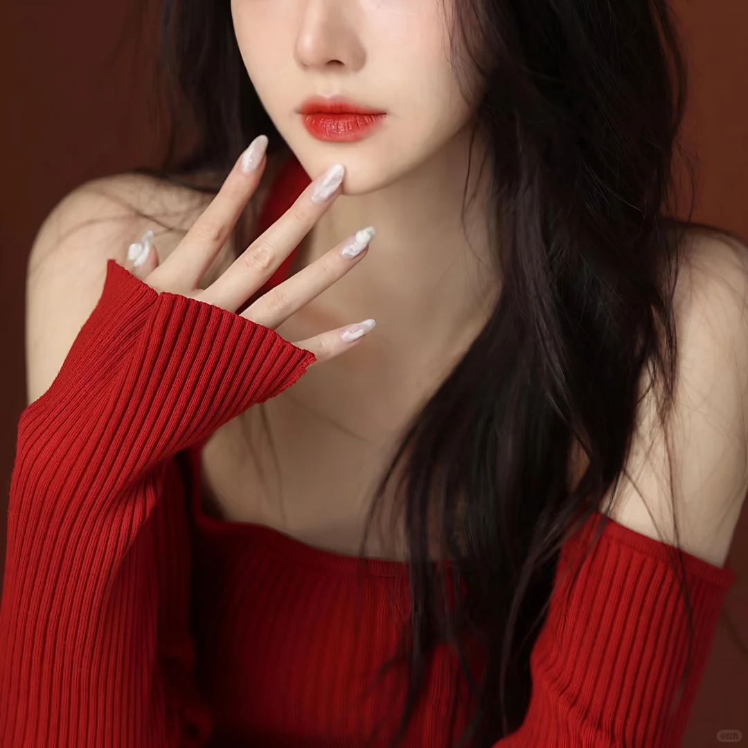 ? 女头 红御/5️⃣张 【礼貌拿图】.。