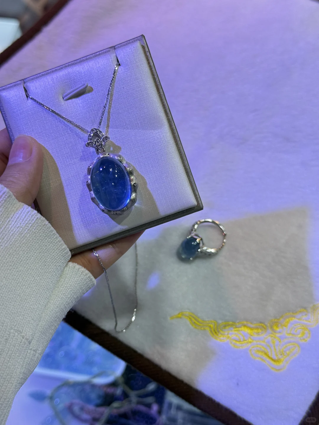 挑战一天逛完呼市珠宝展！！