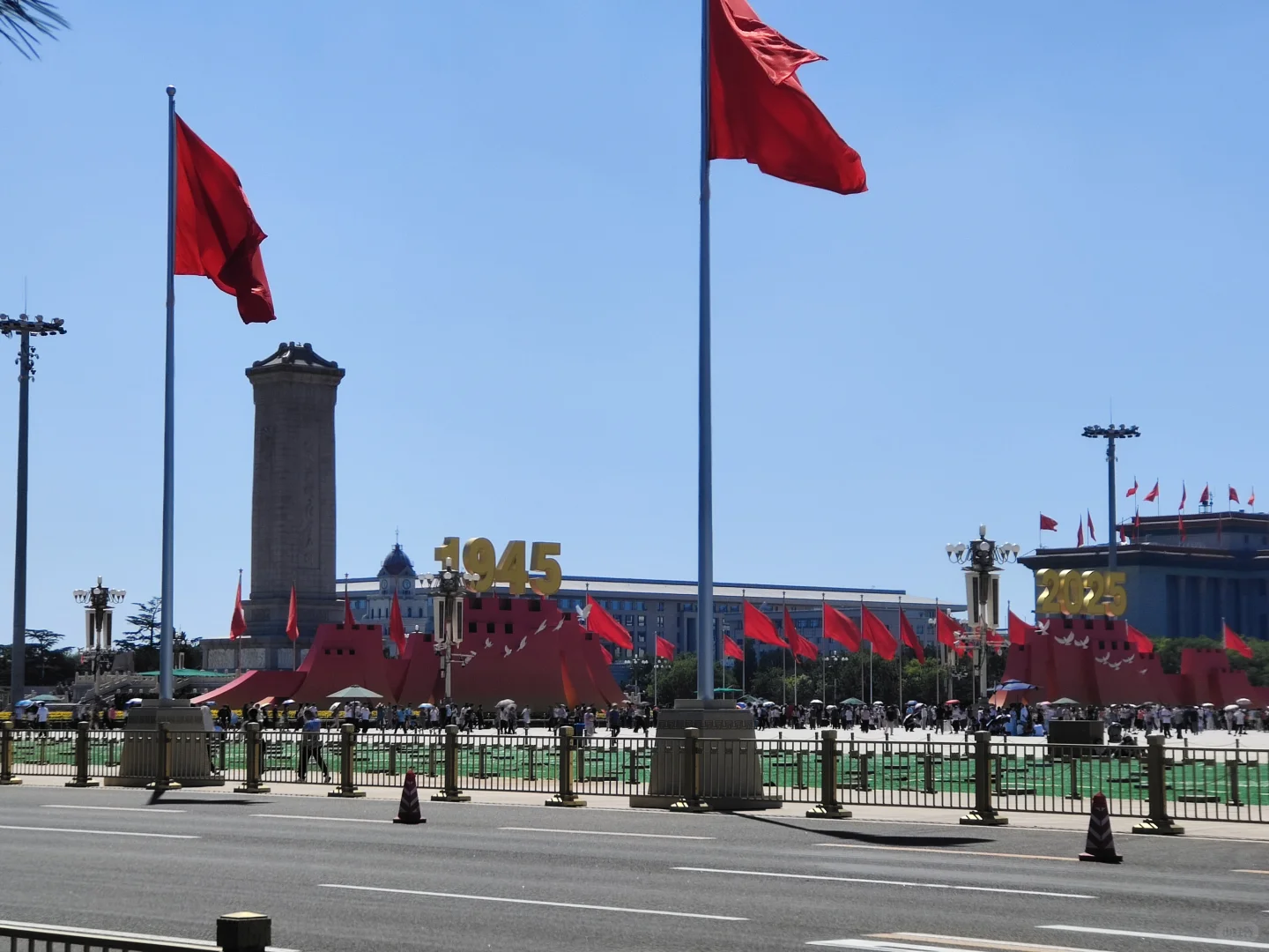 今天得天安门广场格外美！！！