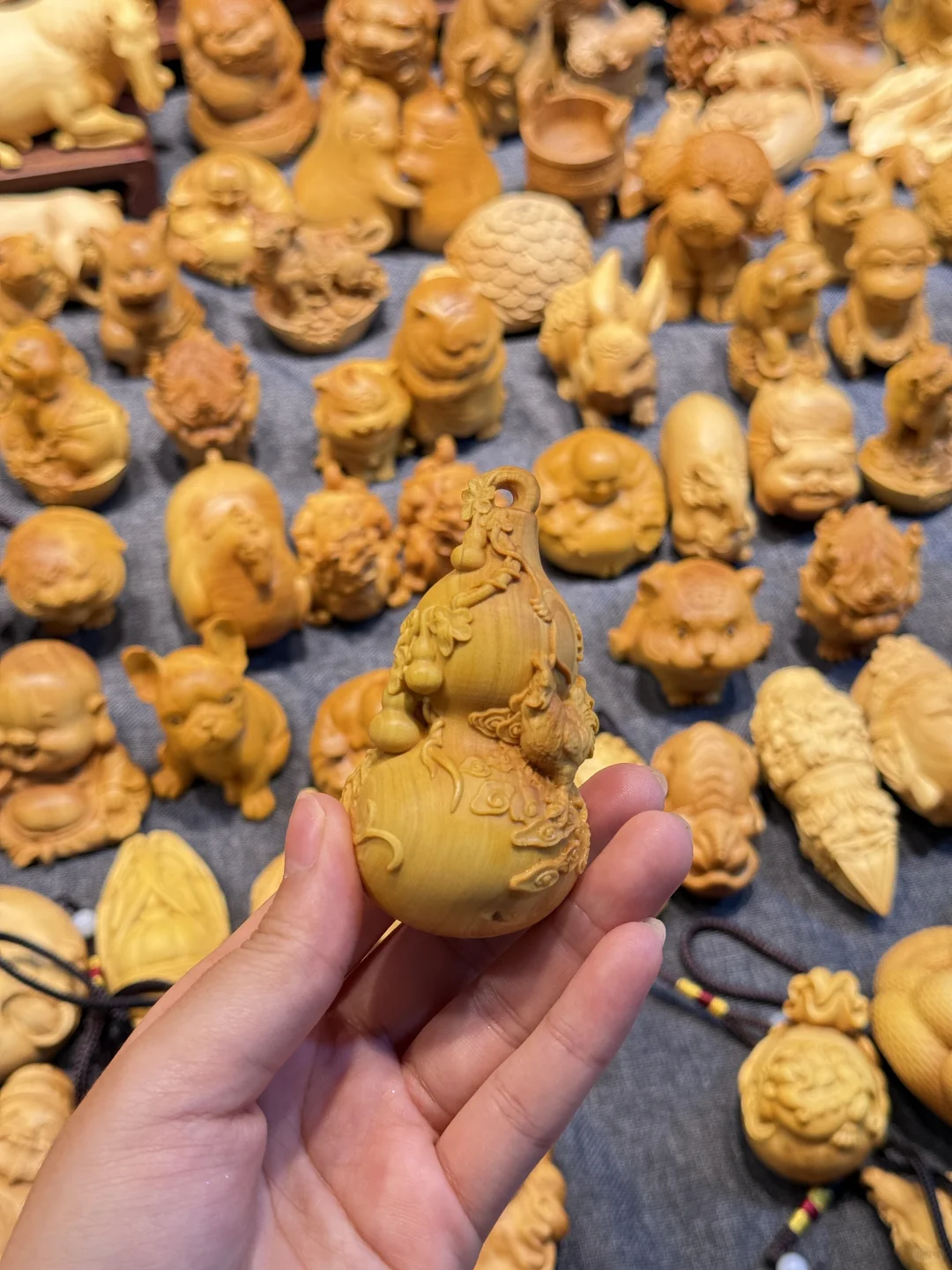 挑战一天逛完呼市珠宝展！！