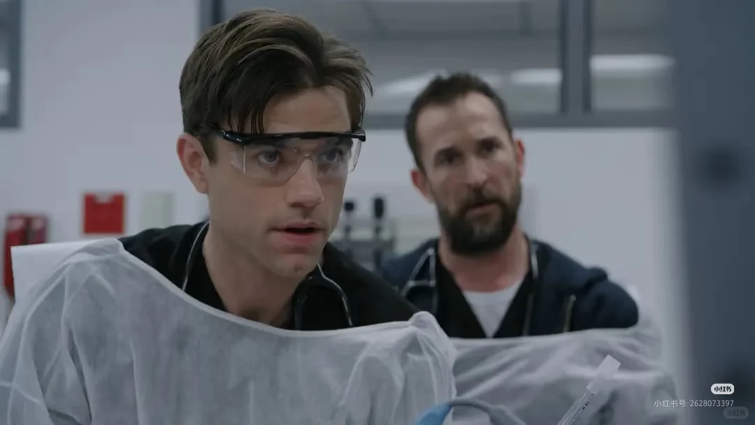 我对这种蓝眼睛美人沟的毫无抵抗力（）