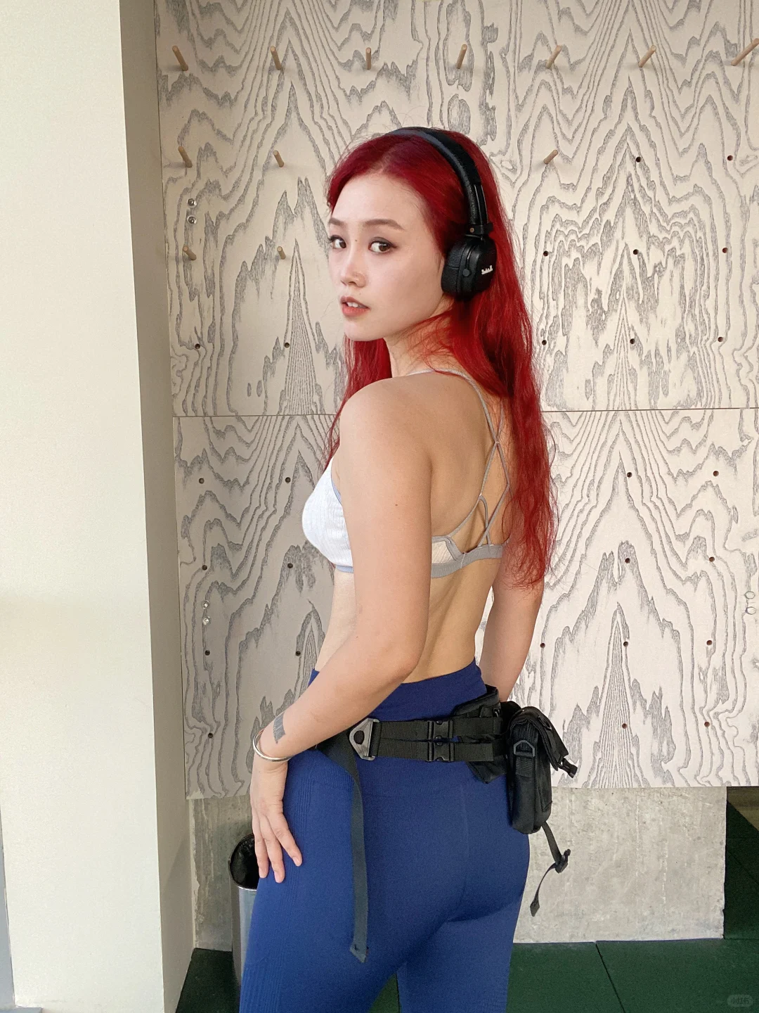 穿瑜伽裤去健身啦?