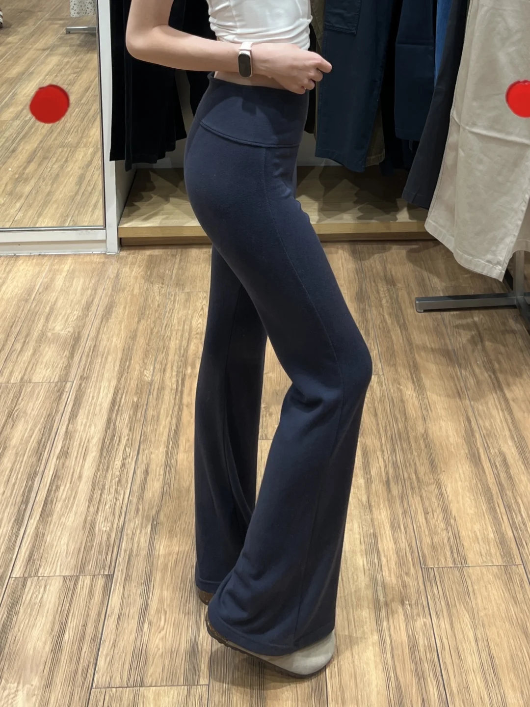 改版了7次才做出这种臀型好的微喇瑜伽裤啊！