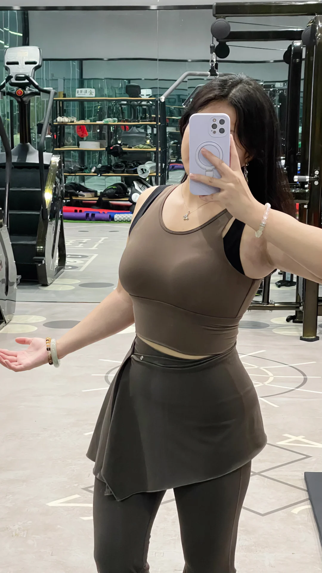 穿瑜伽裤不喜欢漏?得宝子看过来、