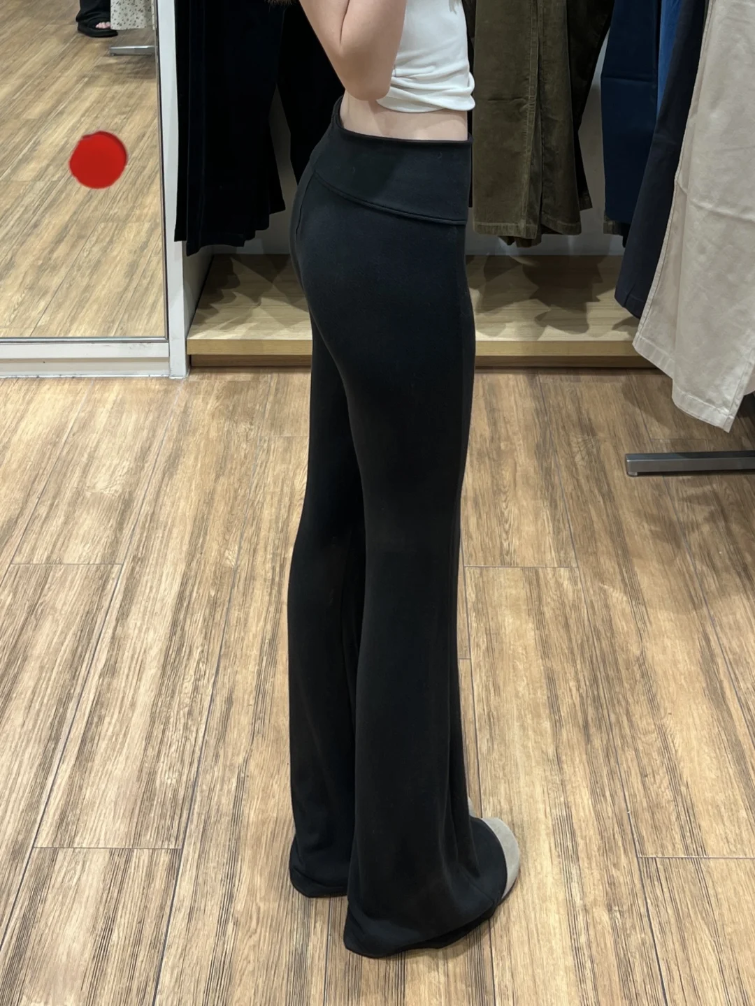 改版了7次才做出这种臀型好的微喇瑜伽裤啊！