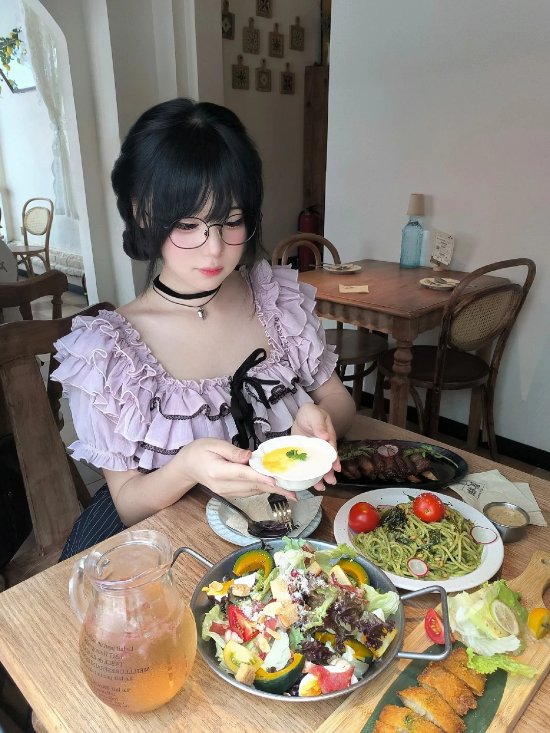 超级适合约会穿的一套…