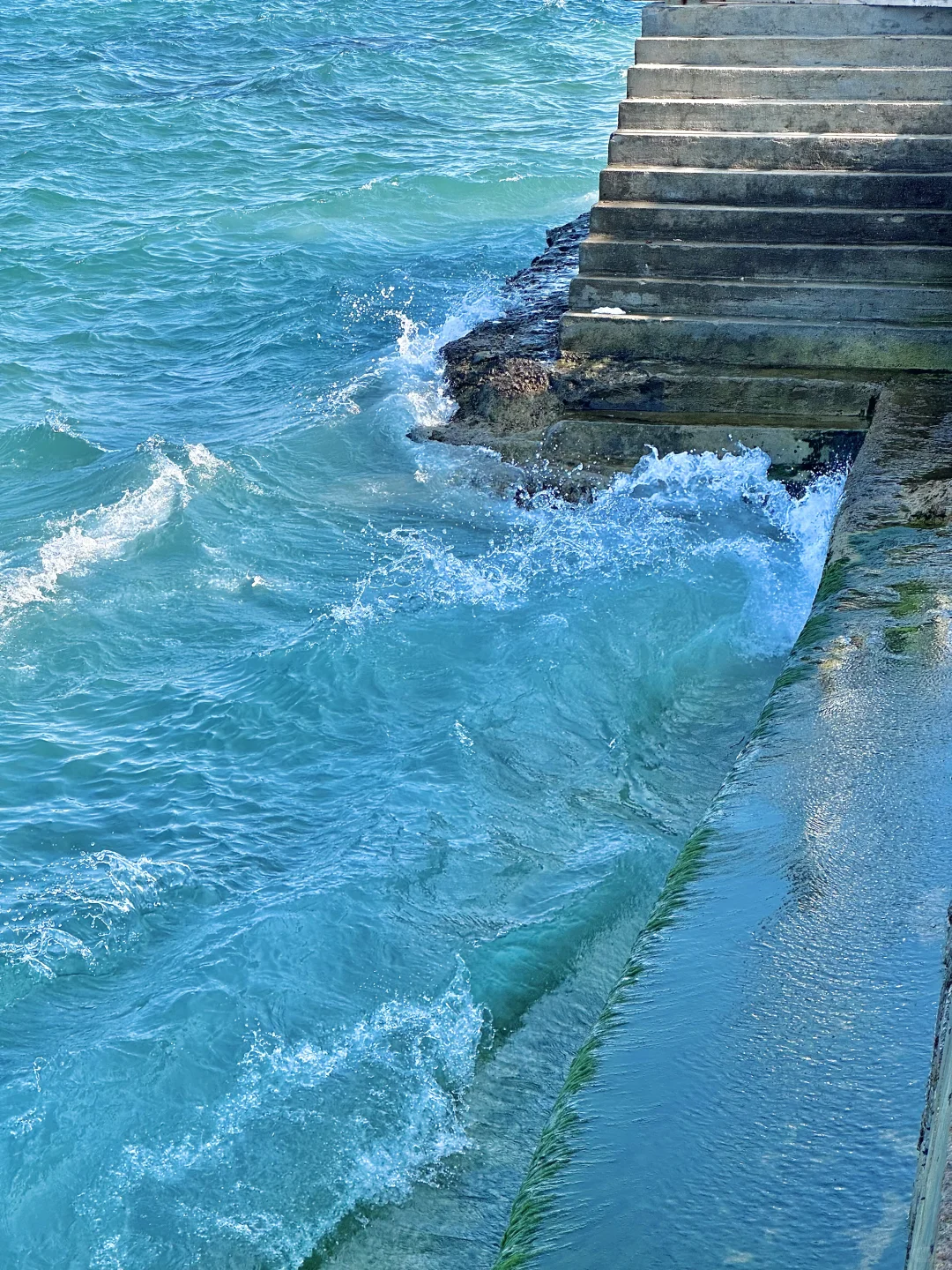 再教一遍！！万能海边通透调色公式！！