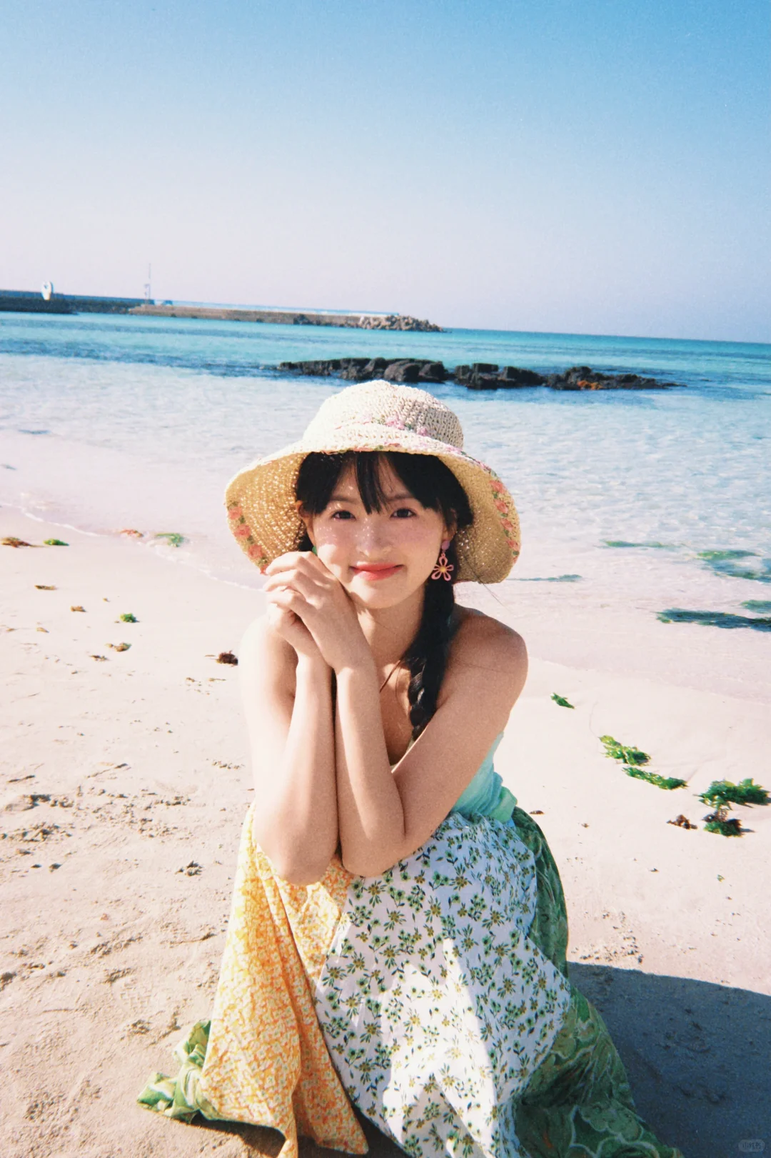 存一些海边拍照姿势?｜图文版?