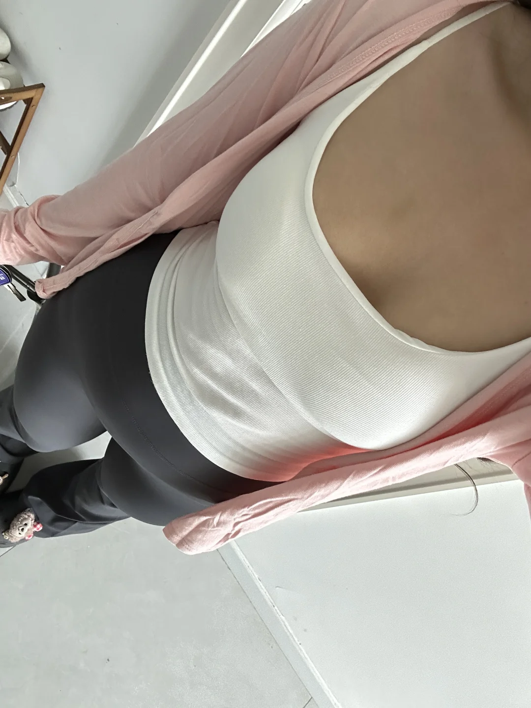 爱死我那条黑色瑜伽裤！