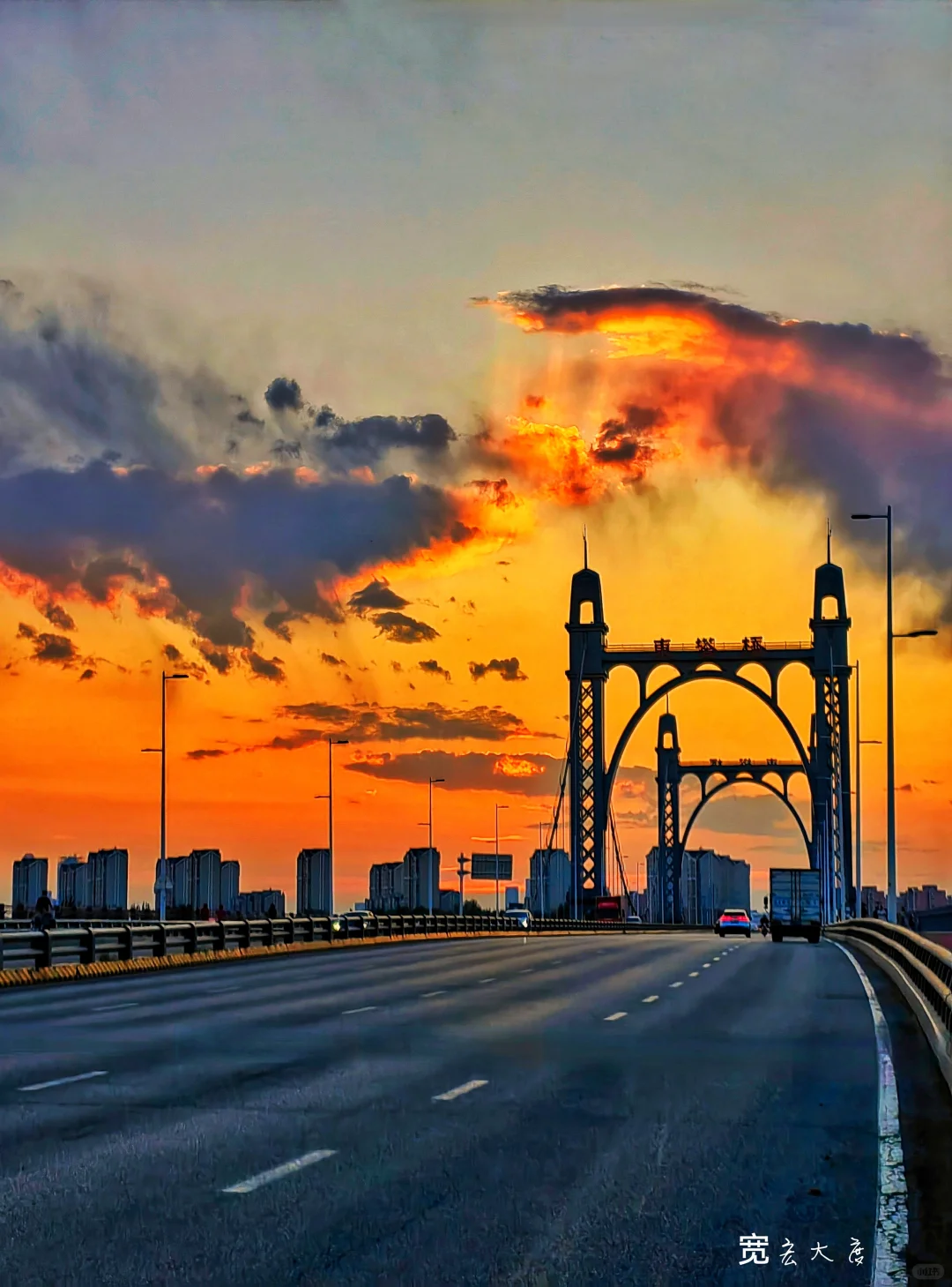 欧式风格 最美跨浑河桥（沈阳行之五）