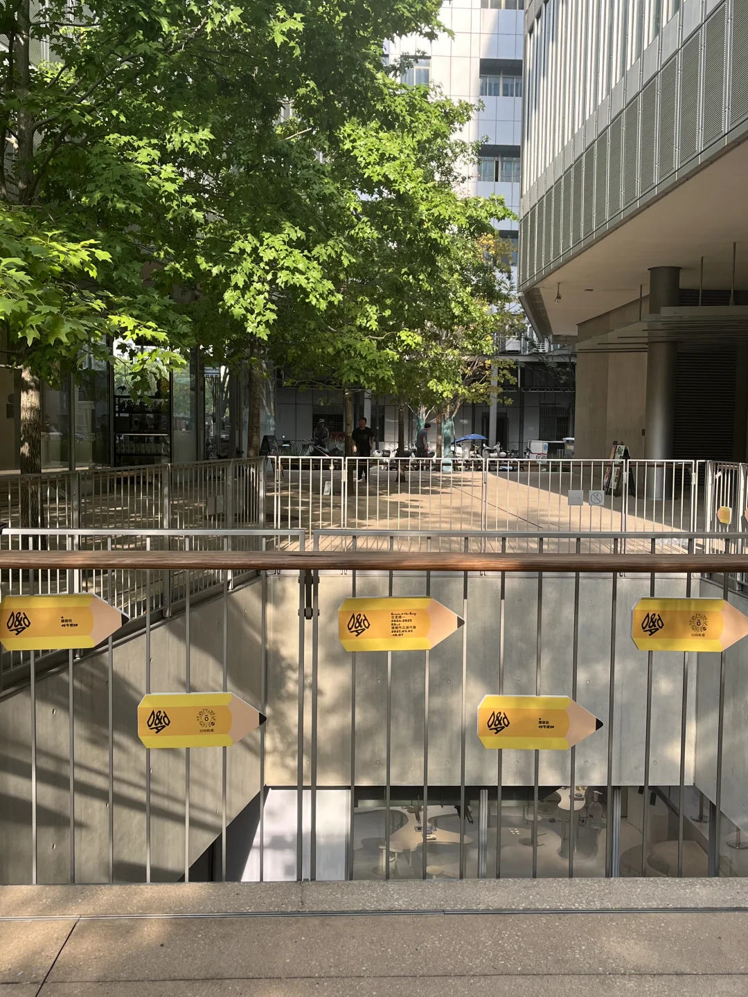 今天目里去逛了D&AD设计奖展览