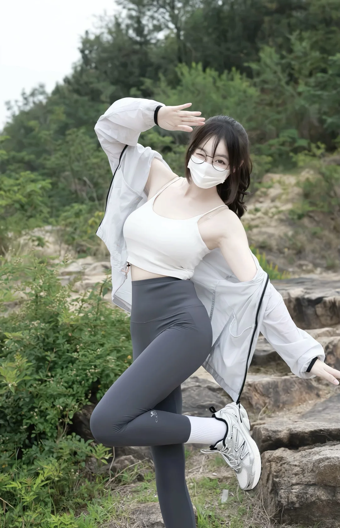 吊带+瑜伽裤yyds！