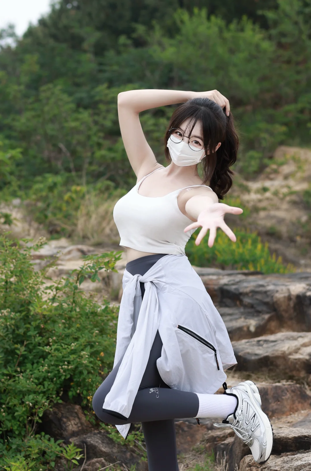 吊带+瑜伽裤yyds！
