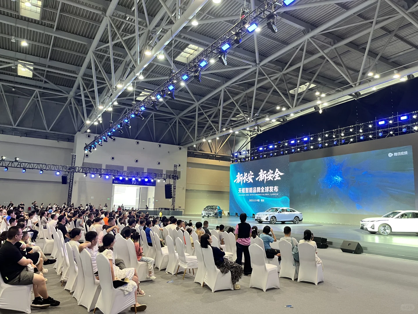 重庆智博会超全攻略｜赛力斯展厅直接封神