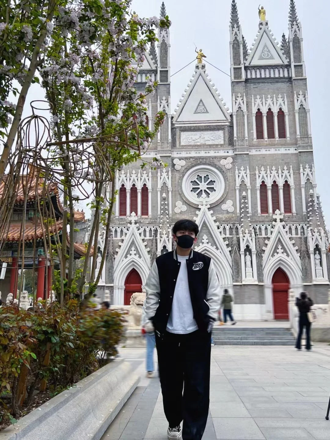 能不能让我谈个美女一起做情侣号