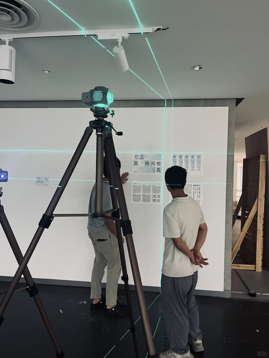 “百里挑一”D&AD作品展布展