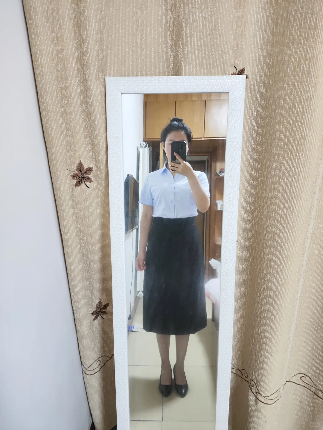 面试战袍选哪套