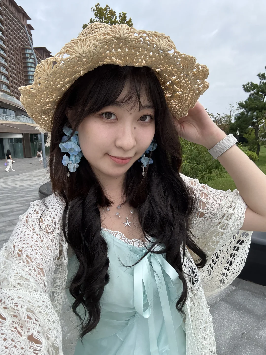 出一整套海边穿搭，无敌出片??