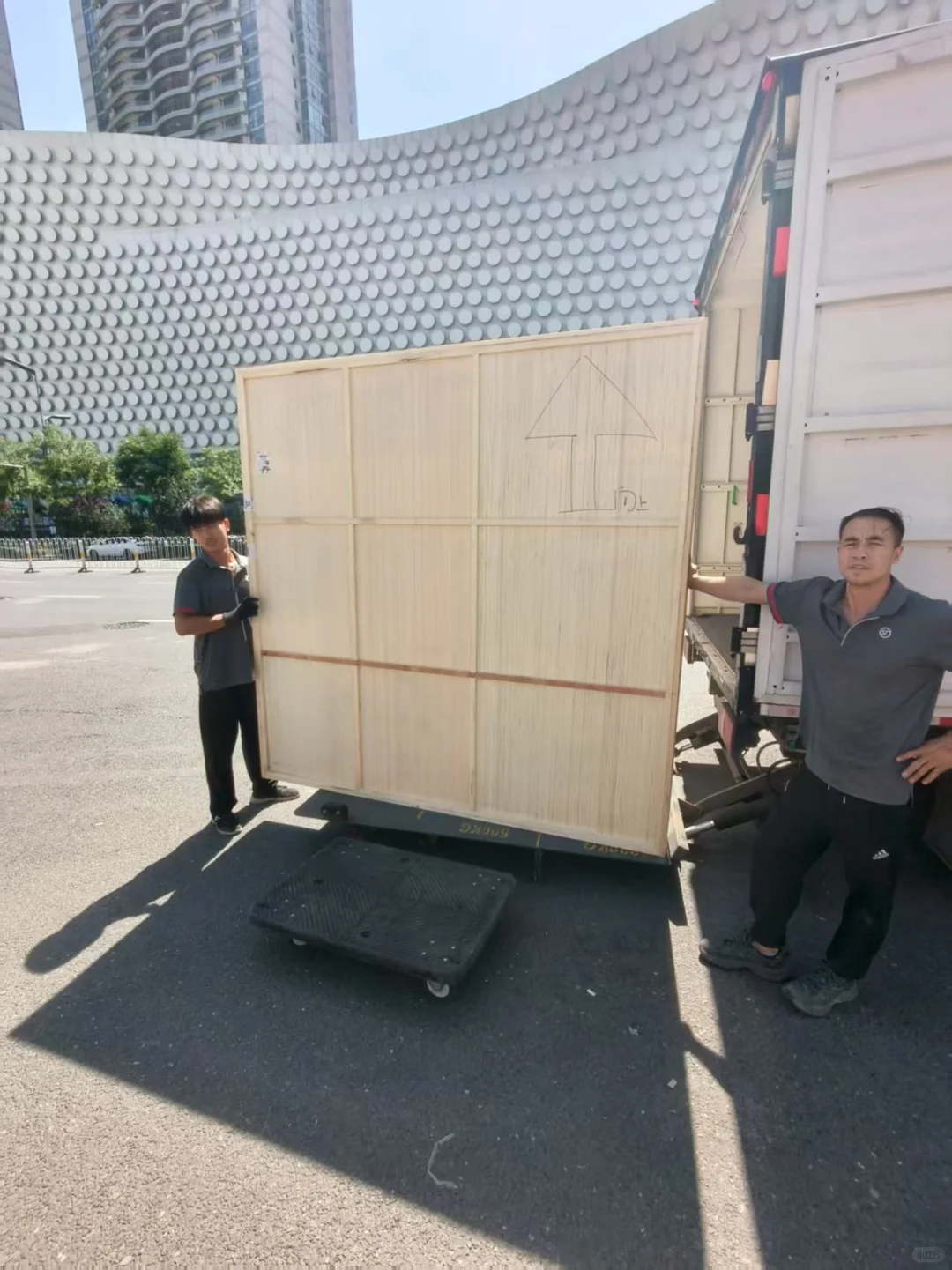 今年的艺术展，太原当代???