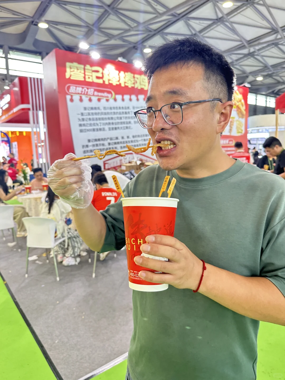 天！这真是我俩在上海逛过最好吃的展了！