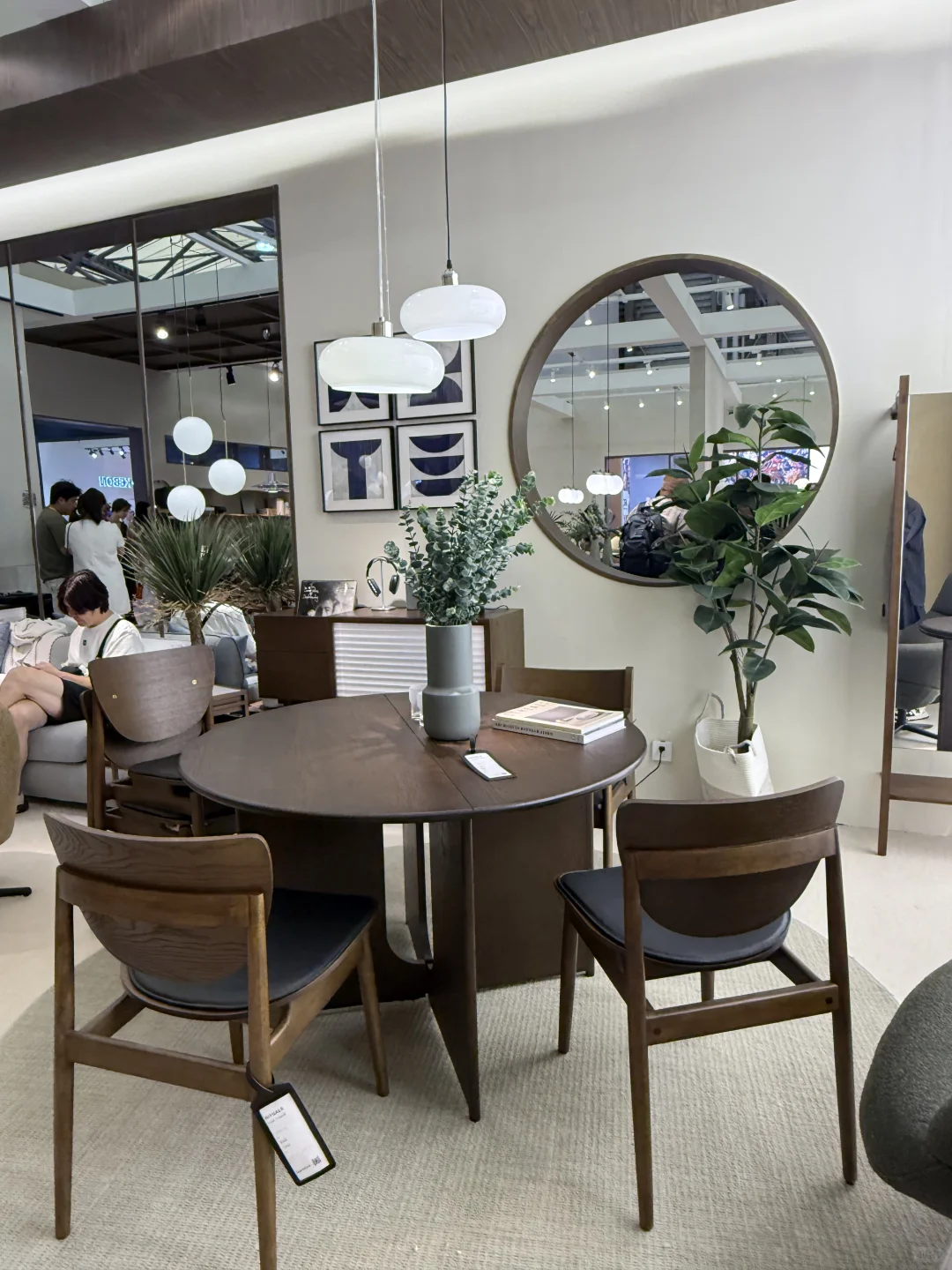 逛不完真的逛不完｜2025中国国际家具展