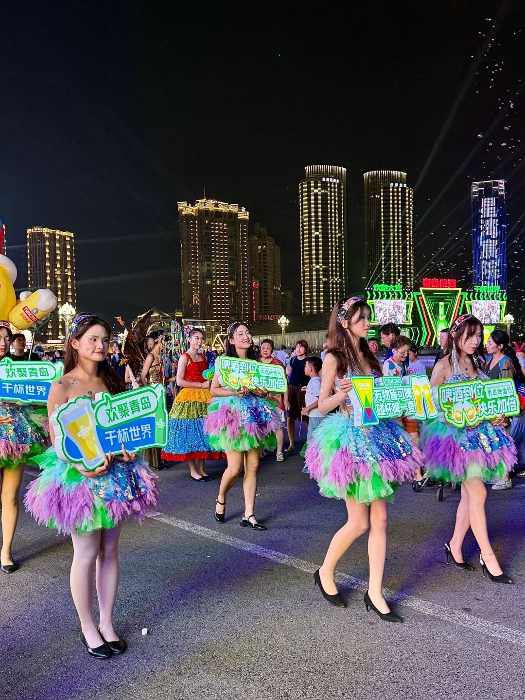 大连人过夏天的快乐，星海啤酒嘉年华太热闹