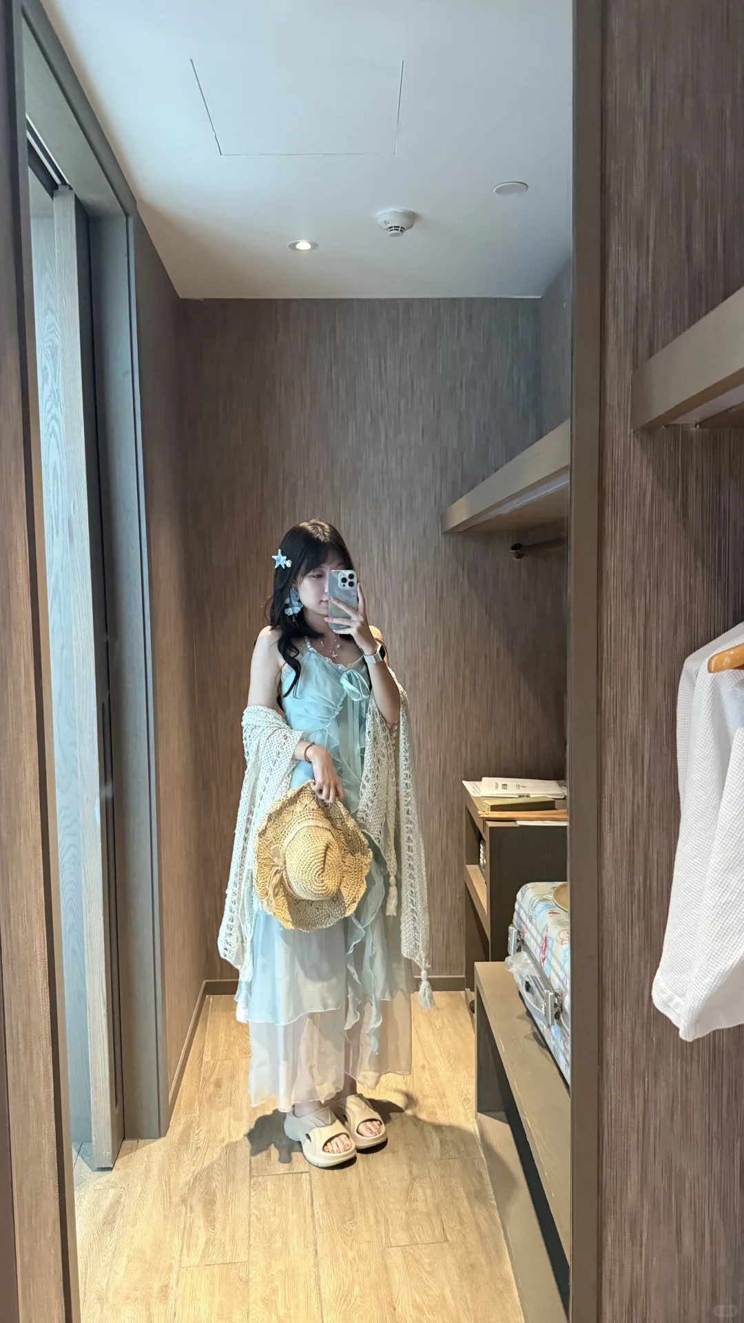 出一整套海边穿搭，无敌出片??