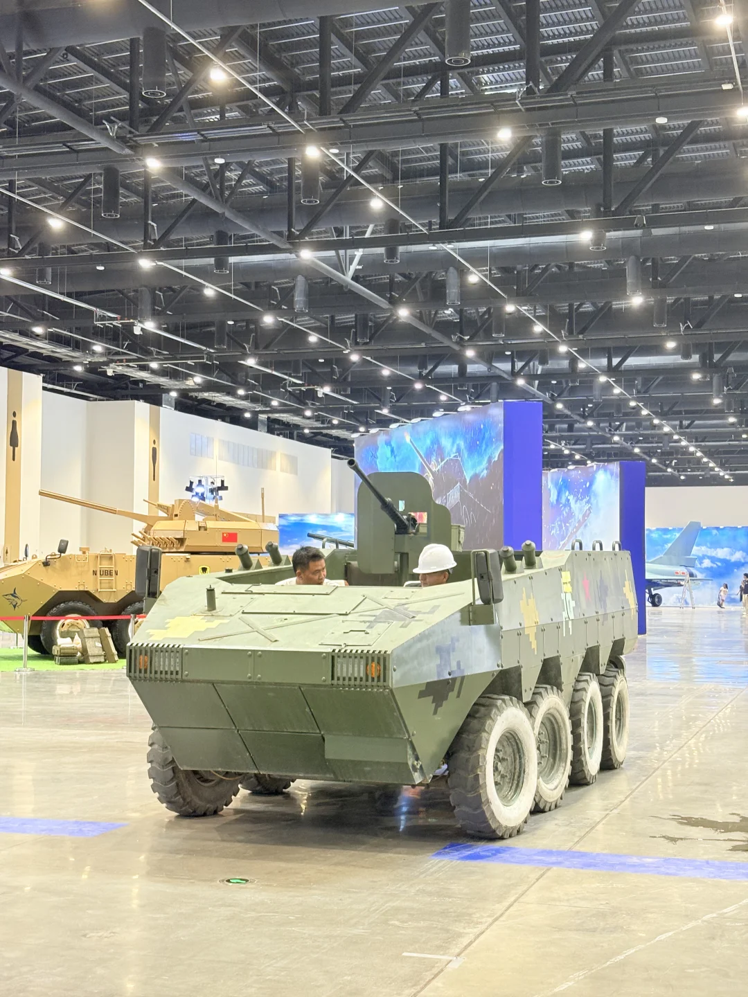 终于要去看国之重器了！“面基”摘星星的妈妈