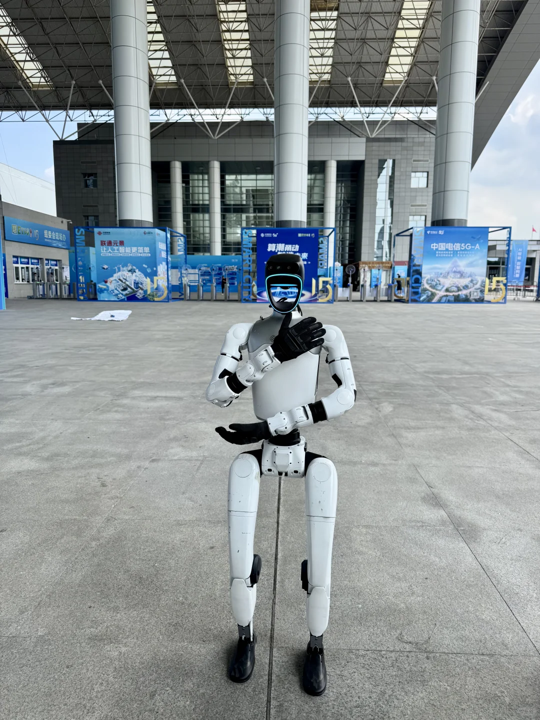 连续三天免费逛展！！有很多不是人的新东西。。