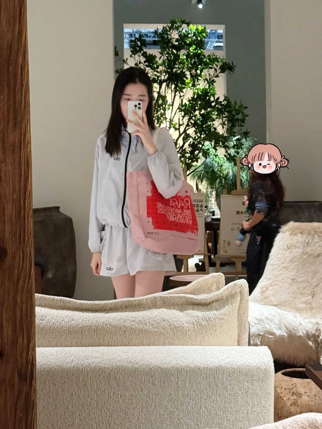 今年的上海家具展 emmm…