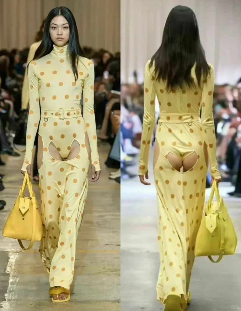 这是为了高举“穿衣自由”大旗吗