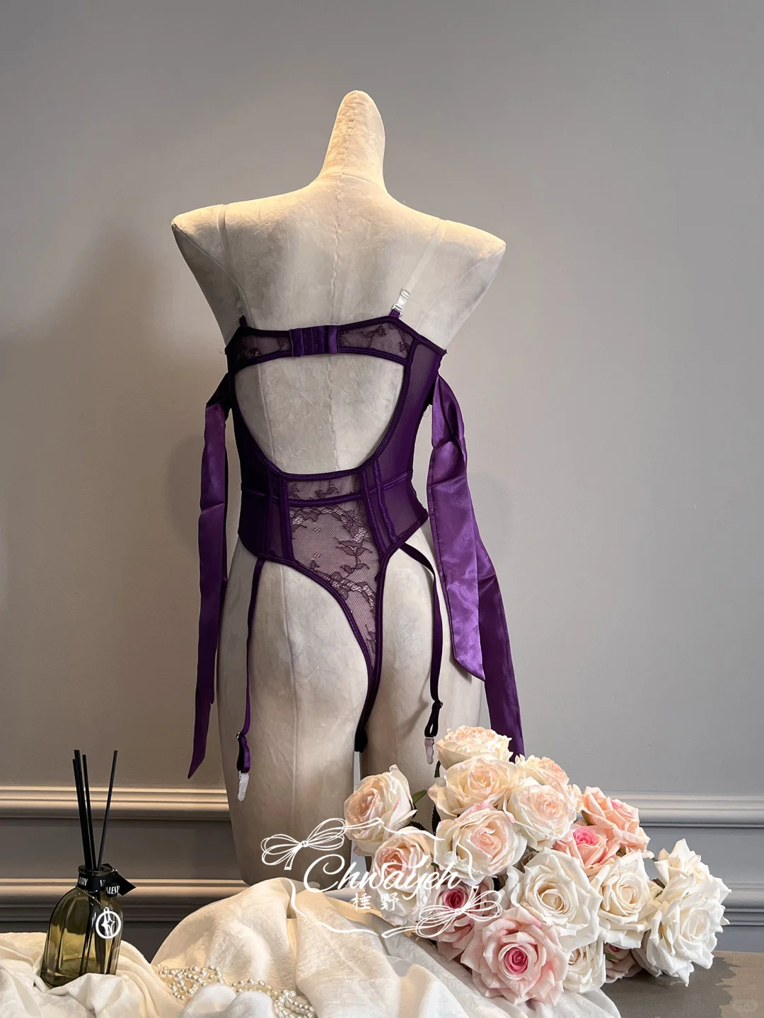 约会战袍的天花板?性感与优雅并存