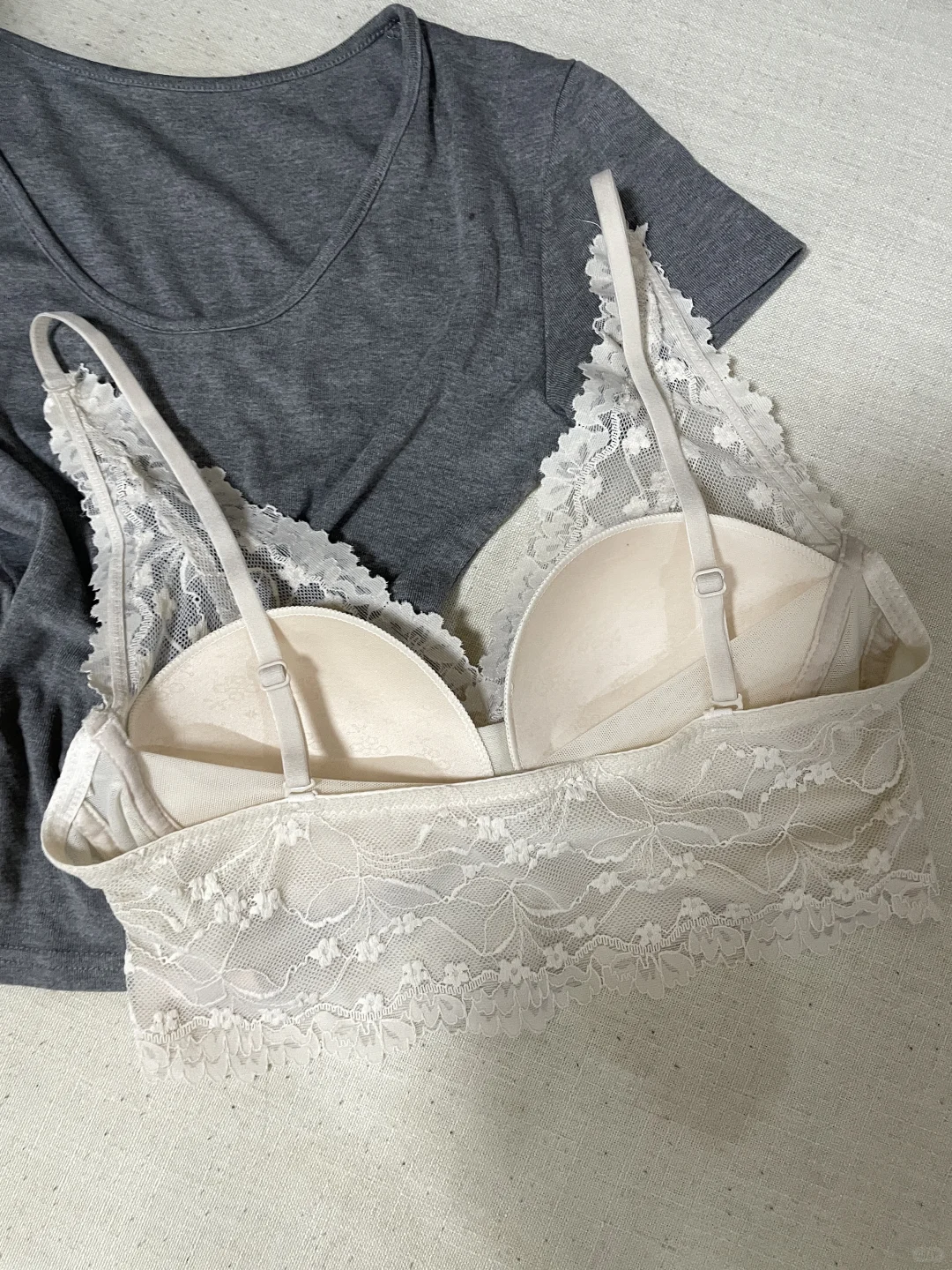 叠穿万金油蕾丝?慵懒又撩人！20+闭眼入～