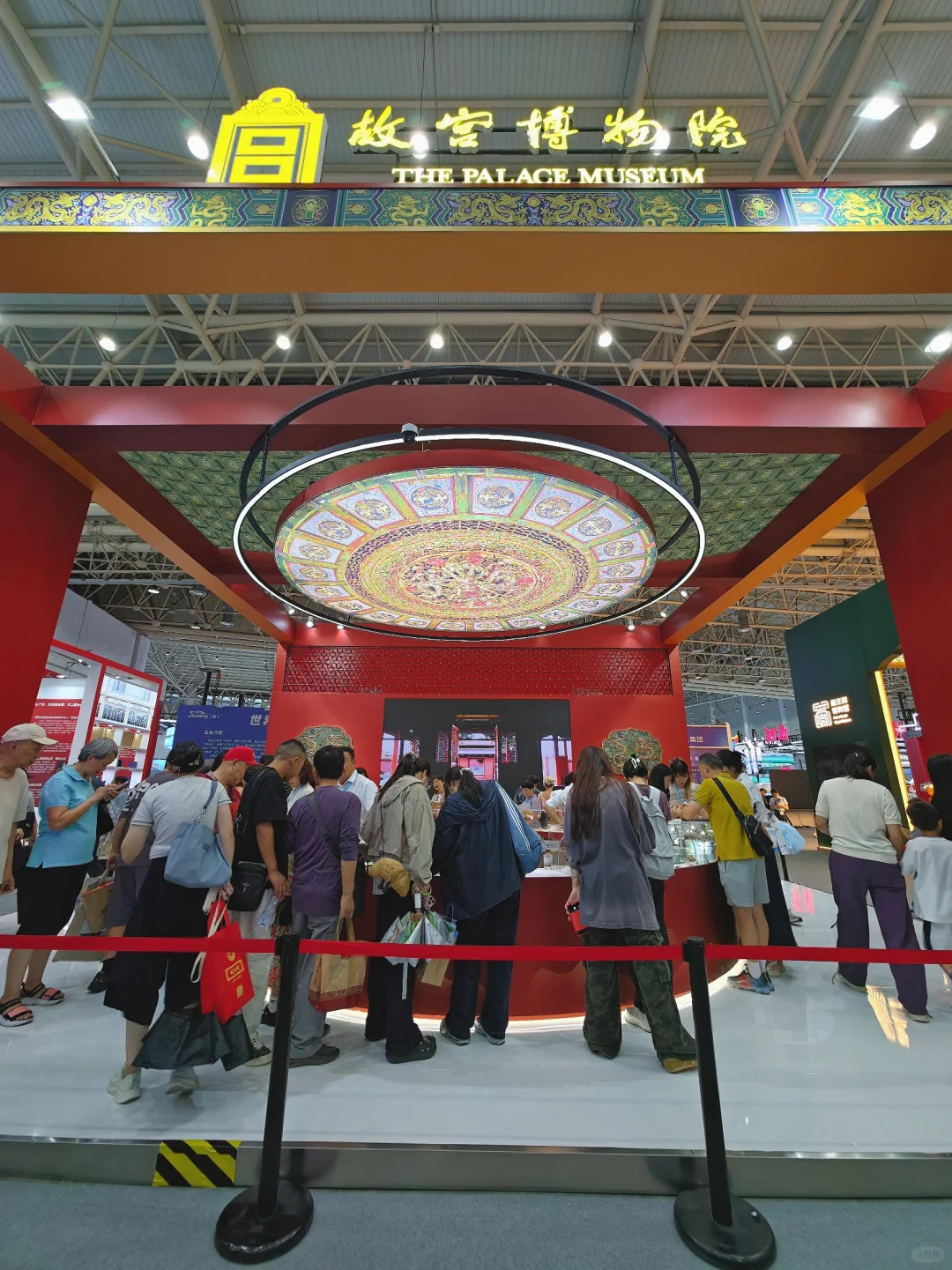 我的天啊！这个周末，武汉人都在这里了吧