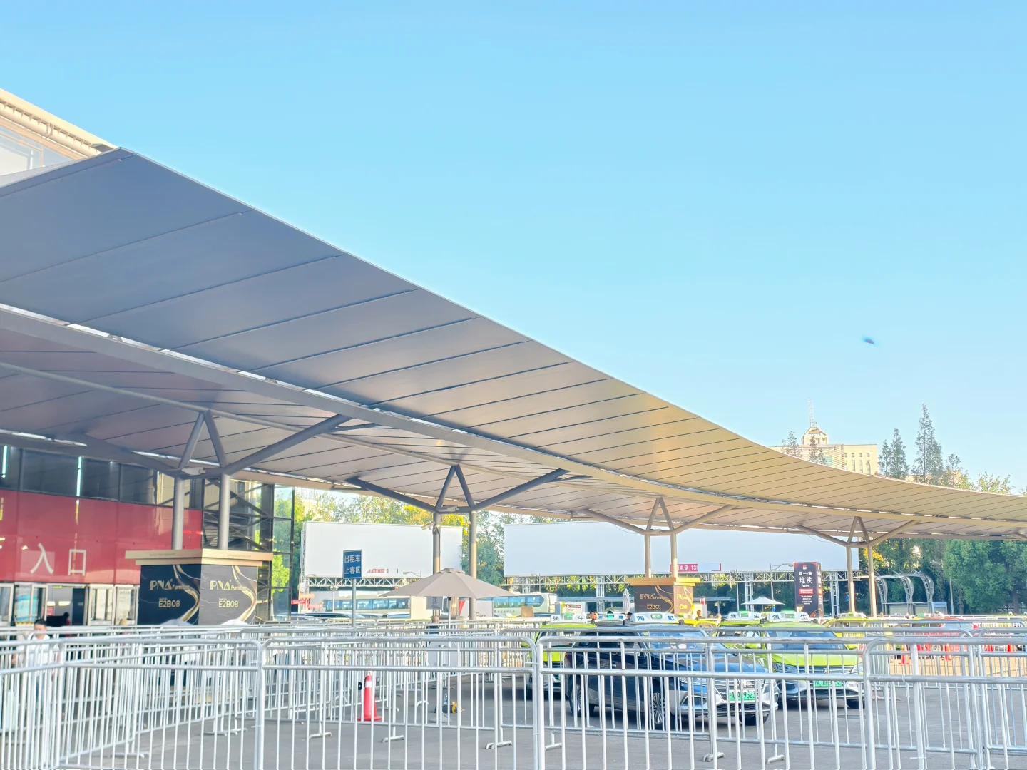 去中国国际家具展览会，就像上班！