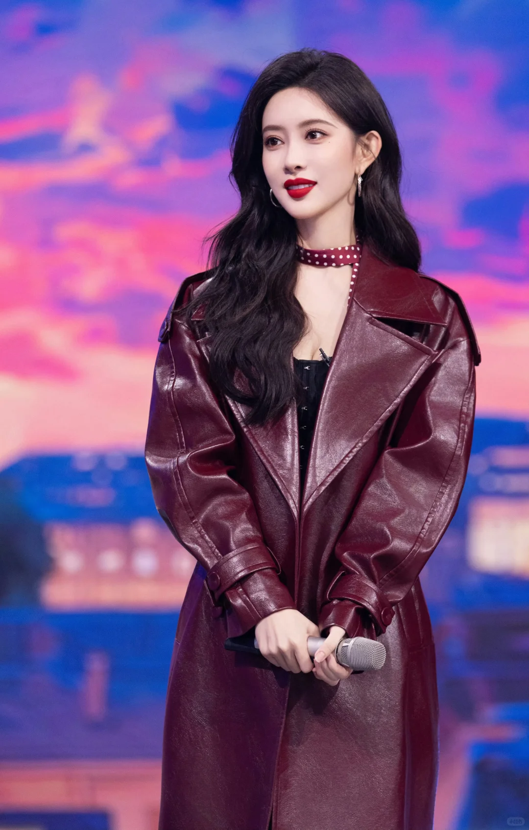 孟子义hi6旗袍造型✨明艳生姿，妩媚动人~