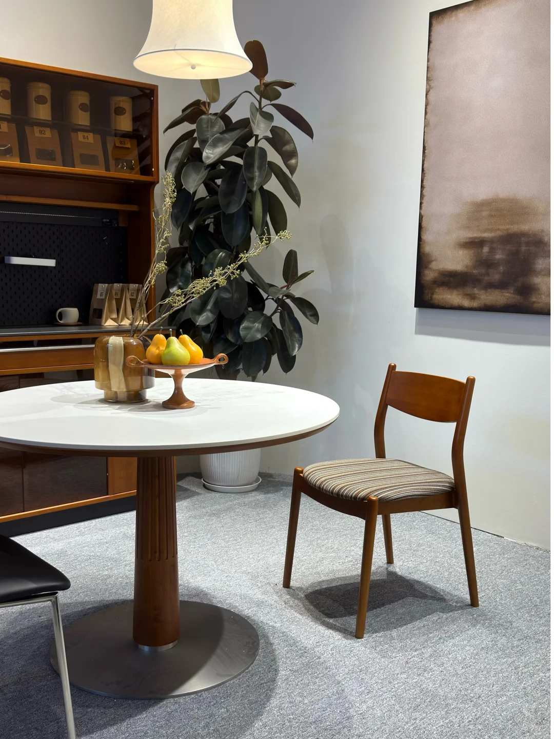 今年的上海家具展 emmm…