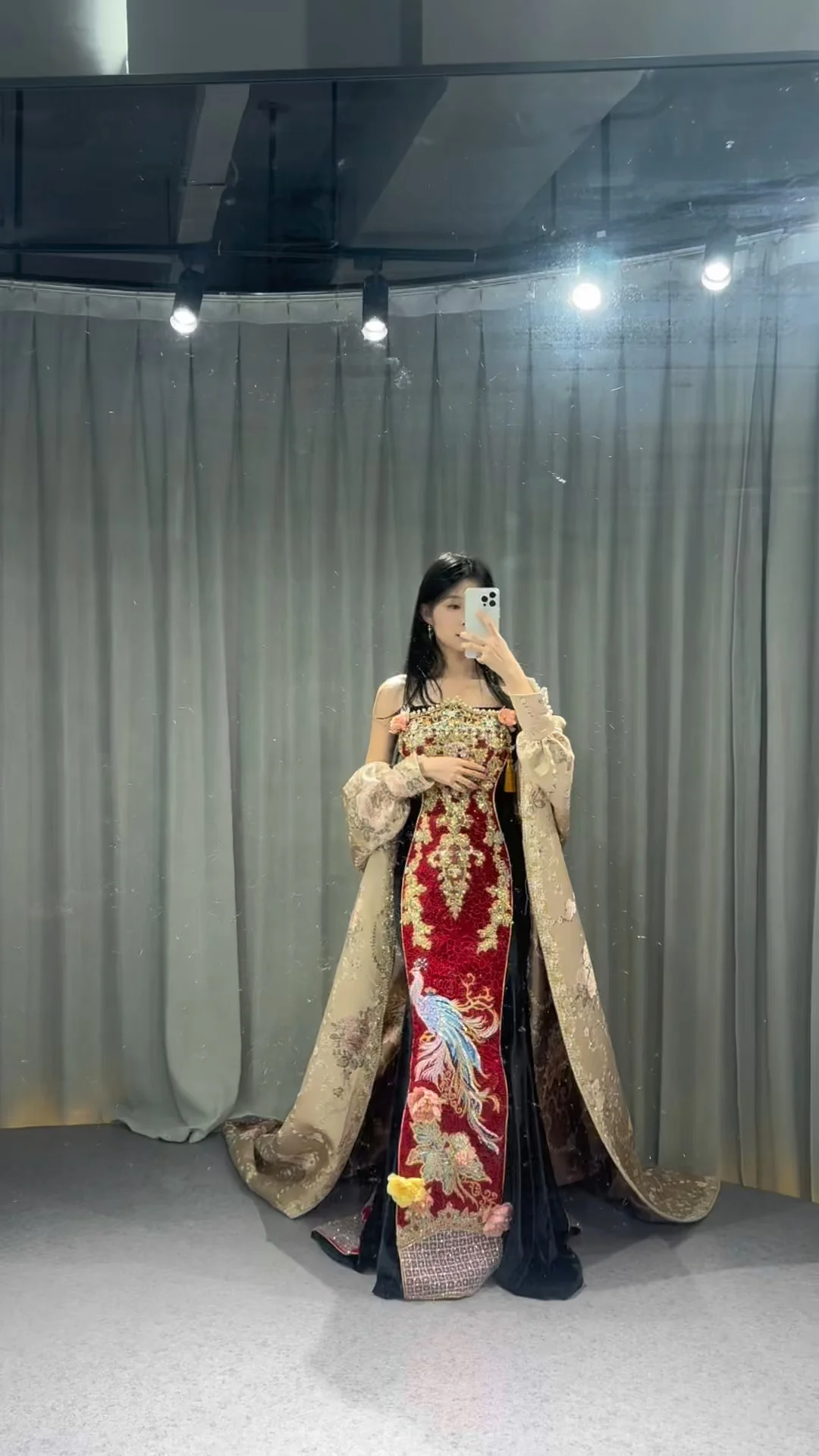 看看你们的结婚战袍