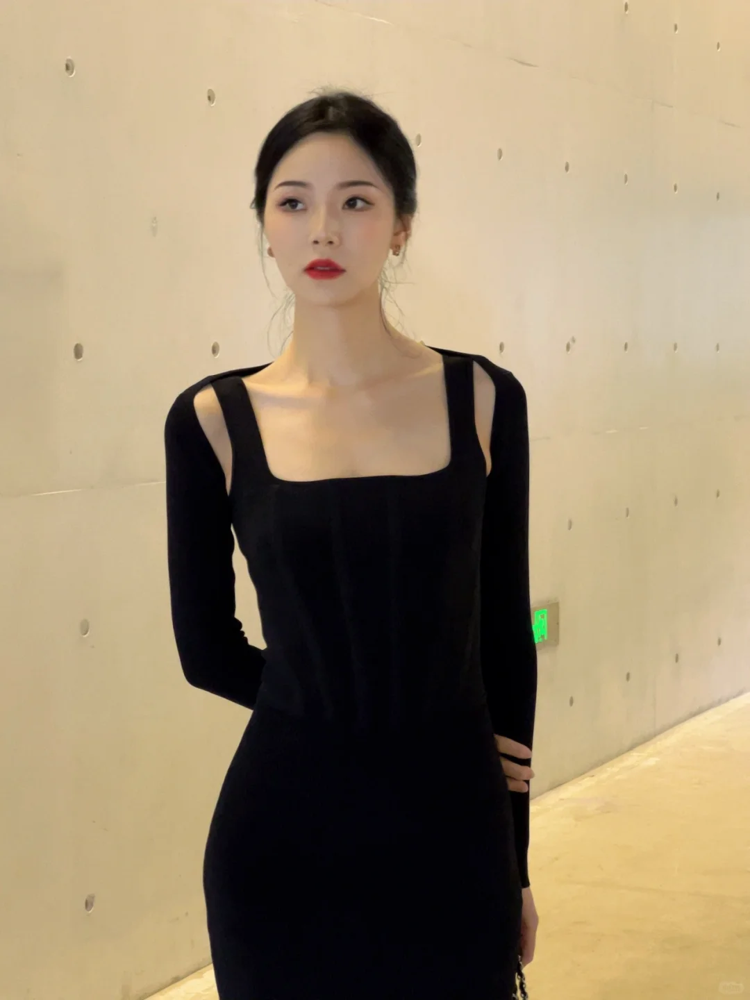 黑发红唇又御又欲～