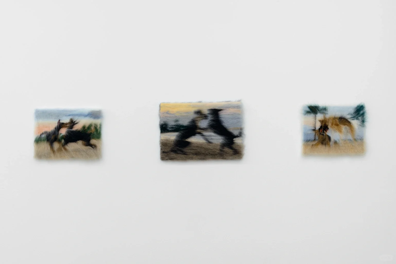 巴黎画廊的奇幻刺绣展：沉浸自然与寓言世界