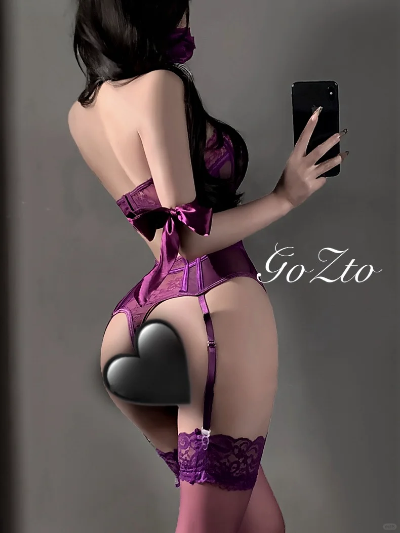 高级性感的紫色蕾丝连体衣，自带撩人buff?